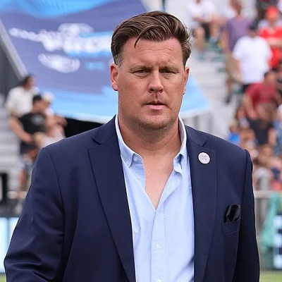 Kim Lars Bjorkegren - Black Queen coach