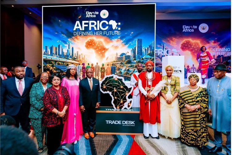 Dignitaries and Participants after the programme