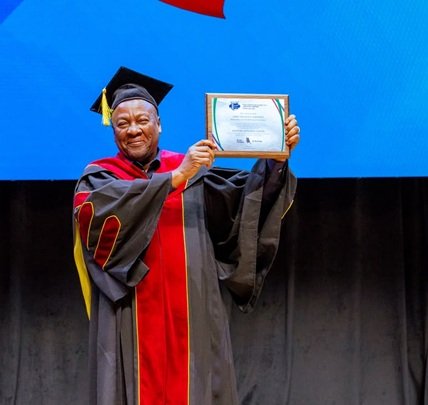Pres Mahama honoured